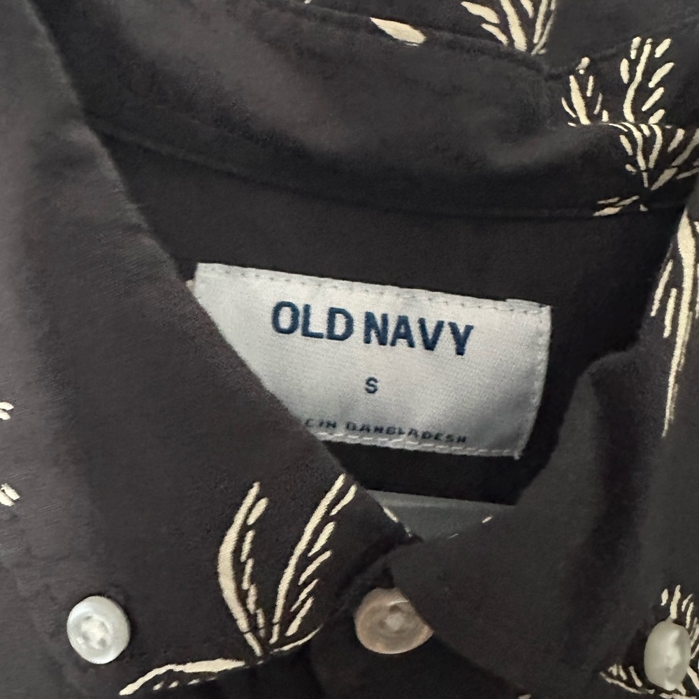 Palm tree button up - Picture 3 of 8
